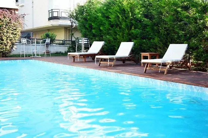 Island Hotel